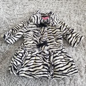 (9M) Widgeon Faux Fur Zebra Print Baby Coat Fashion Cozy Pelpum Velvet Bow